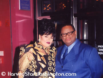 Angela Bofield, Singer